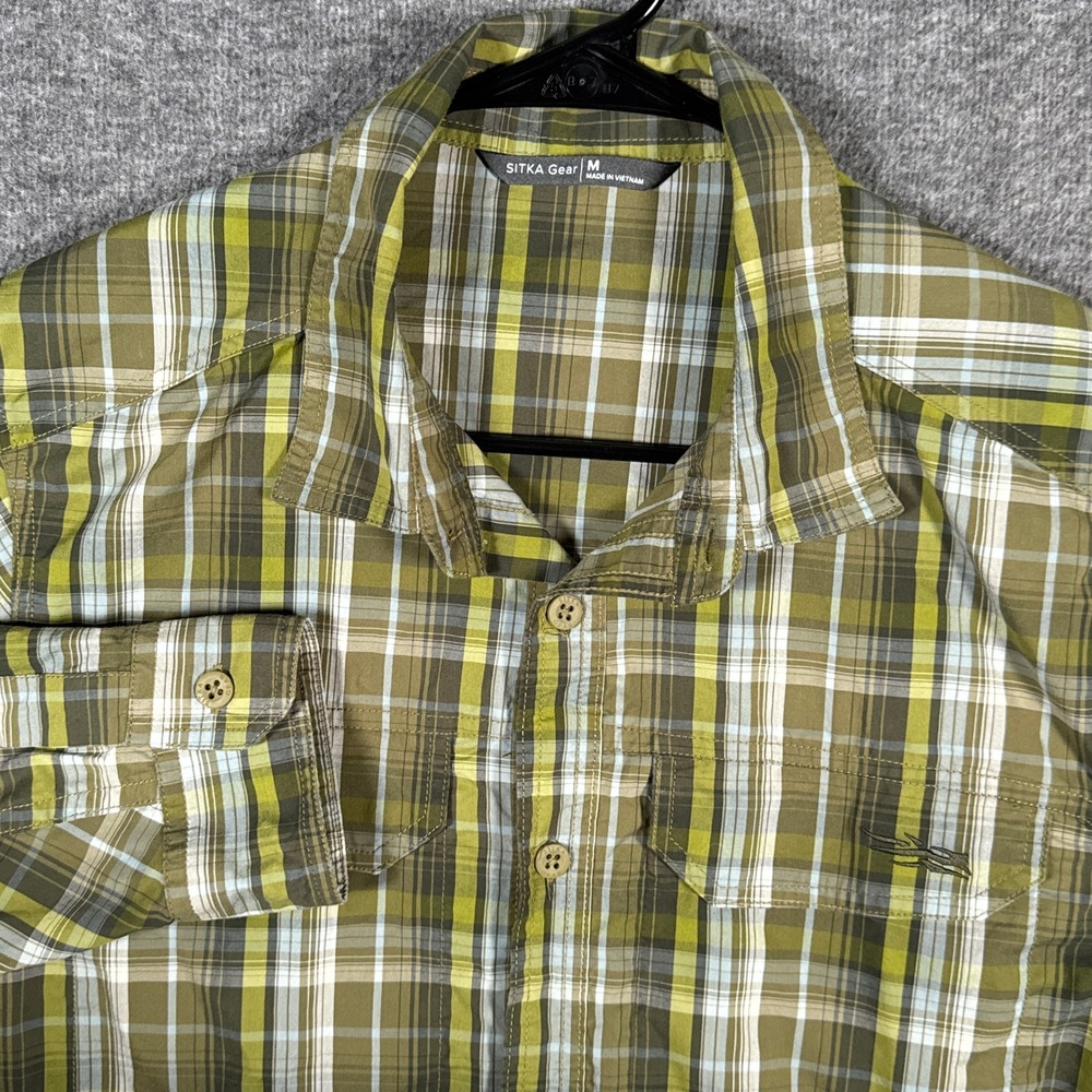 Sitka Gear Globe Trotter Shirt Men Medium Green Plaid Long Sleeve Hiking Outdoor